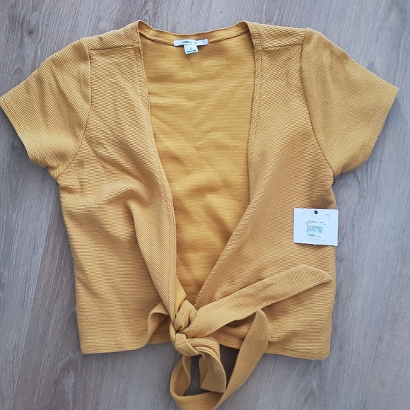 O'Neill Tops - New O'Neil Tabby Wrap Blouse Gold Large